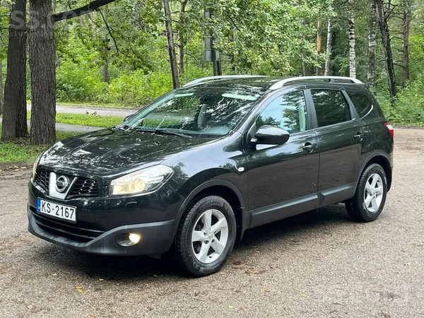 Nissan Qashqai - 1
