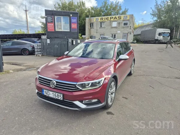 Volkswagen Passat Alltrack - 1