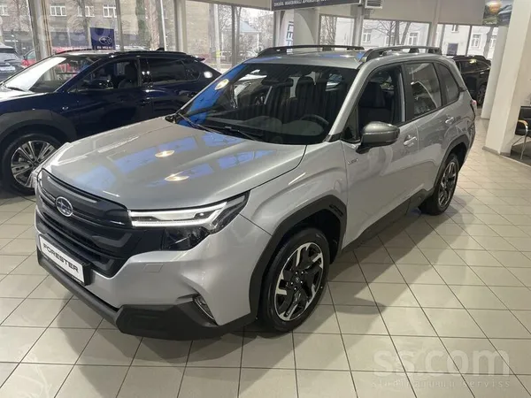 Pārdodās diezgan dzīvelīgs Subaru. Ar vizuāliem defektiem kas braukšanai net