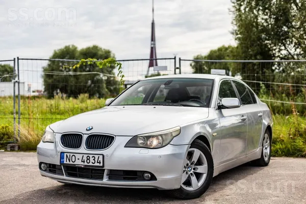 BMW 525d ar 2.5 litru dīzeļdzinēju un automātisko ātrumkārbu. 
Elegants, ko