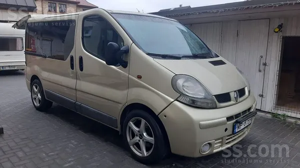 Renault Pārdod Renault Trafic, labais 1, 9 74kw motors. Pa