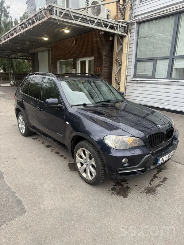 Pārdodu/mainu X5 3.5d 2009.gada, tikko izieta jauna tehniskā apskate, jaunas
