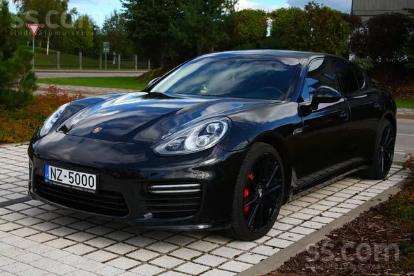 Porsche Продаю в связи с тем , срочно нужны деньги