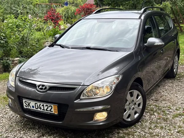 Hyundai Hyundai I30 no Vācijas. Teicami saglabāts un regul