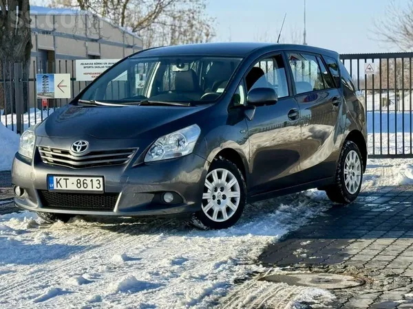 Toyota Pārdodu Toyota Verso. 2.0D4D, 93kw. 