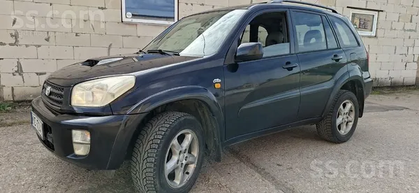 Toyota RAV 4 - 1
