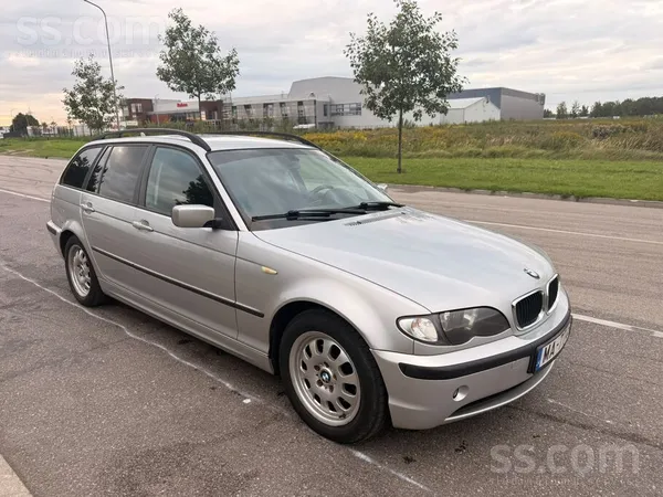 BMW 320 - 1