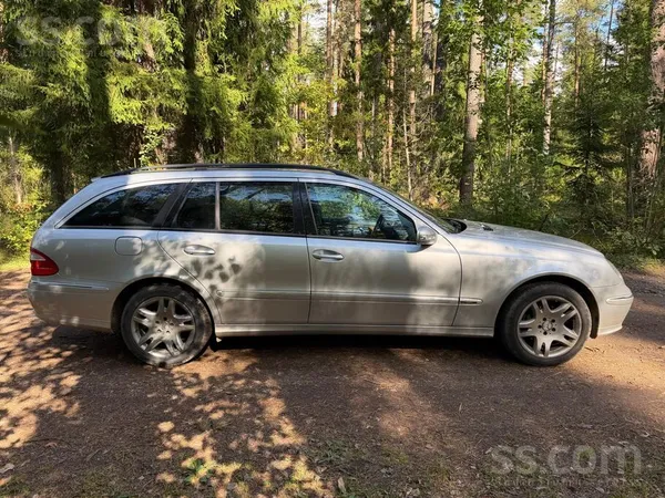 Mercedes Pārdod Mercedes E320, tikko izieta jauna TA. Avang