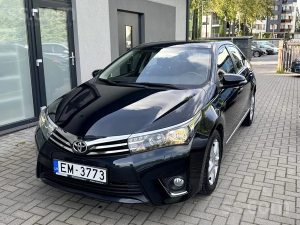 Toyota Corolla - 1