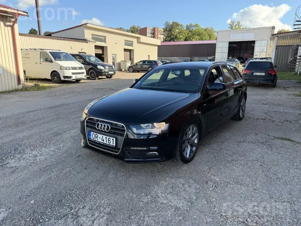 Audi A4 - 1