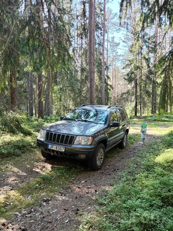 Jeep Grand Cherokee 2001, 2.7D dīzelis, Automāts, SUV/Apvidus, Pelēks — Latvijā