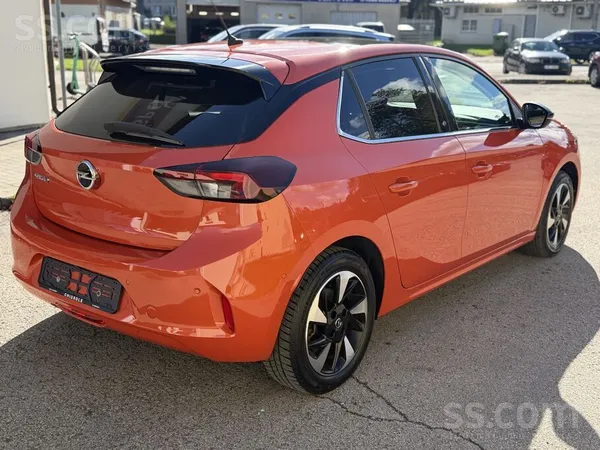 Ekii ātra noformēšana, sodien ievesta un apskatāma Sportline GS Opel E-Corsa