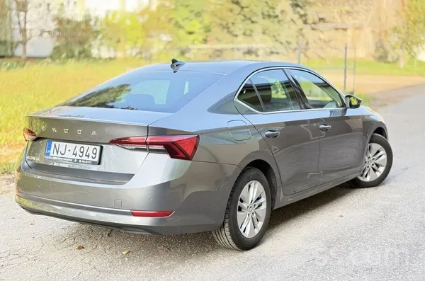 Skoda Octavia - 1