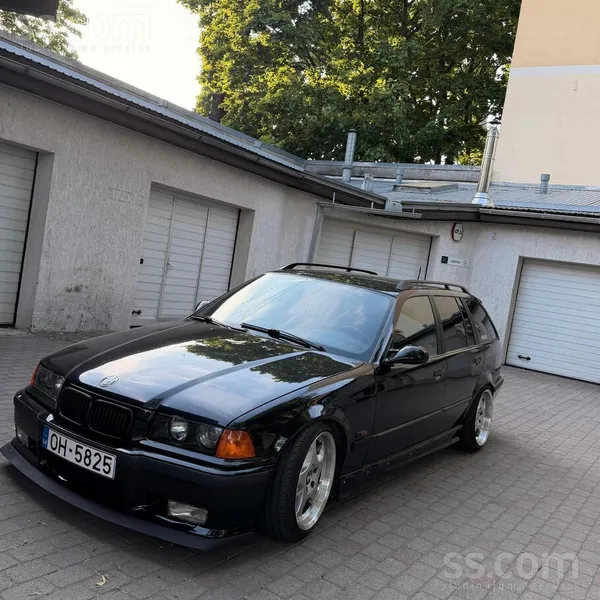 BMW Pārdodu savu BMW E36 Touring. Auto ir M52B28 2.8 l