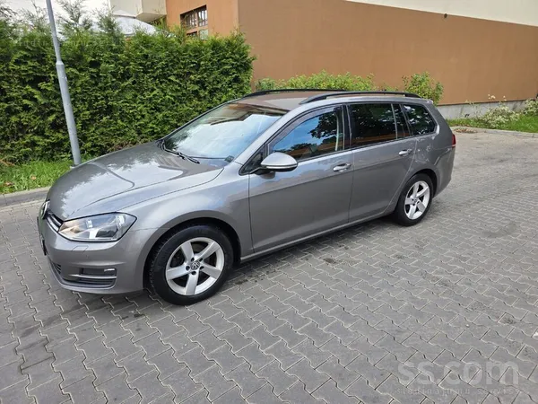 VW Golf 7, 2.0 dīzelis, 150z. s. ar 6 pārnesumu manuālo ātrumkārbu. Tikko no