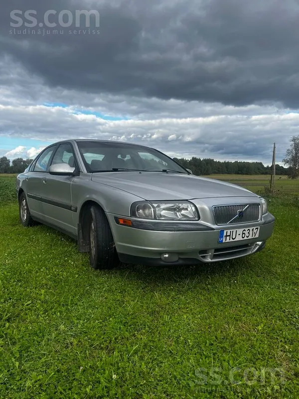 Volvo S80 - 1