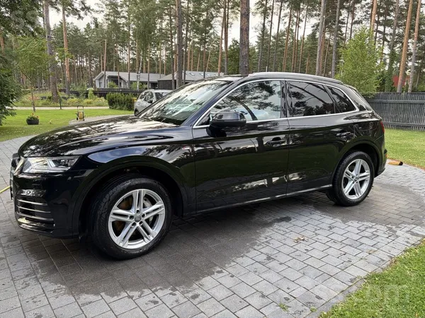 Pārdod Audi Q5 55 Tfsie Quattro S-Line. 

2.0 Tfsi Benzīna Plug-in Hibrīds