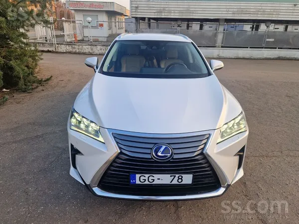 Продаются Lexus Rx450 в идеалЬном состоянии. Куплен новый в Латвии. Обслужив