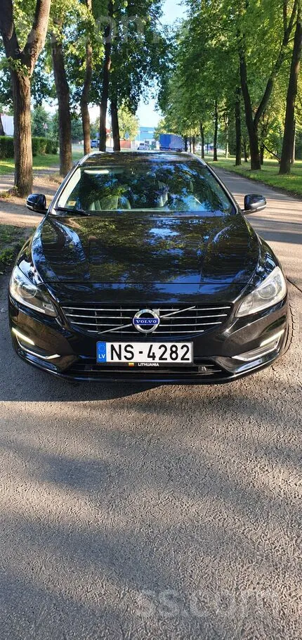Volvo V60 - 1