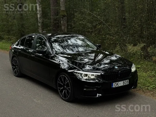 BMW Pārdodu labā tehniskā stāvoklī BMW 530e Iperforman