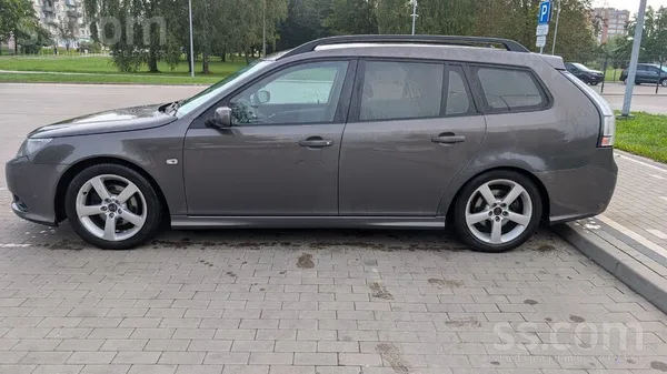 Saab Pārdodu praktisku un komfortablu zviedru universāl