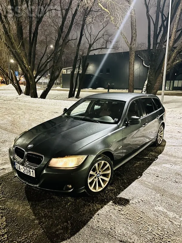 Продаю бмв 318d , полностью исправна двигатель и ходовая в норме, кузов чист