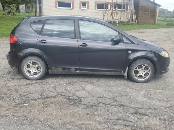 Auto nonjemts no uzskaites. auto darbojas , bet kautkas ar elektroniku rāda