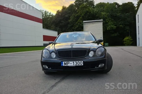 Mercedes E320 2005, 3.2D dīzelis, Automāts, Sedans, Melns — Latvijā
