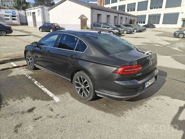 Volkswagen Passat (B8) - 1