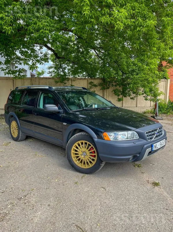 Volvo XC 70 - 1