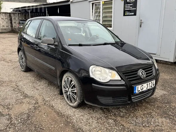 VW Polo 1.2i 51 kW. Тех. осмотр до 23.09.2027, налог за дороги оплачен. В хо
