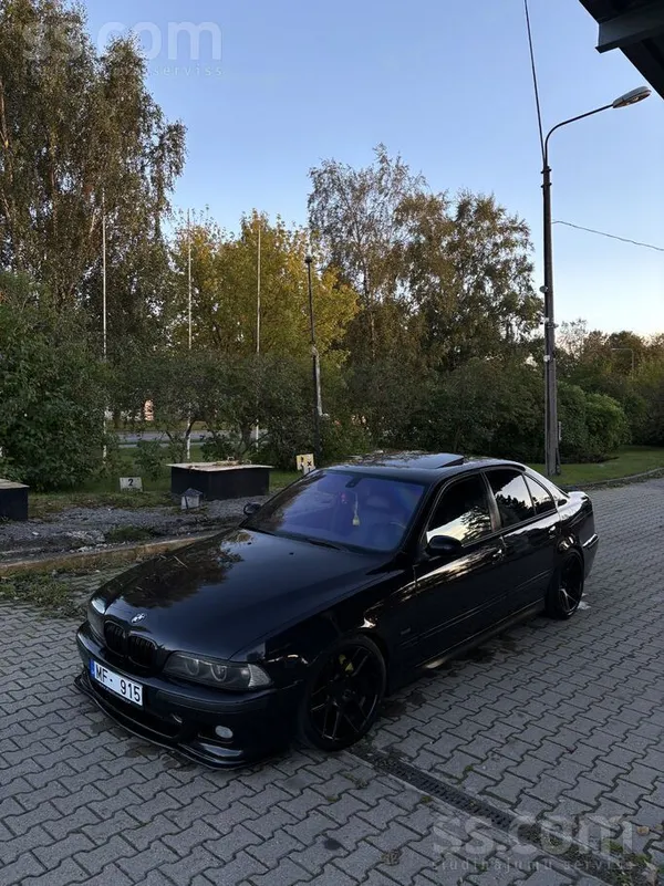 BMW 530 - 1
