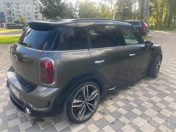 Ārdodu Mini Cooper SD All 4 (pilnpiedziņa) -2014. gads;
-2.0 dīzelis;
-Ātr