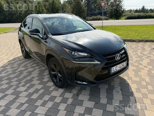 Pārdodu teicamā tehniskā un vizuālā stāvoklī esošu Lexus NX 300h (2017. gads