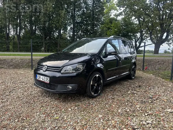 Volkswagen Touran - 1