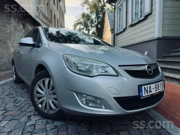 Opel Pārdošanā Opel Astra Sports Tourer -81kw/110zs.