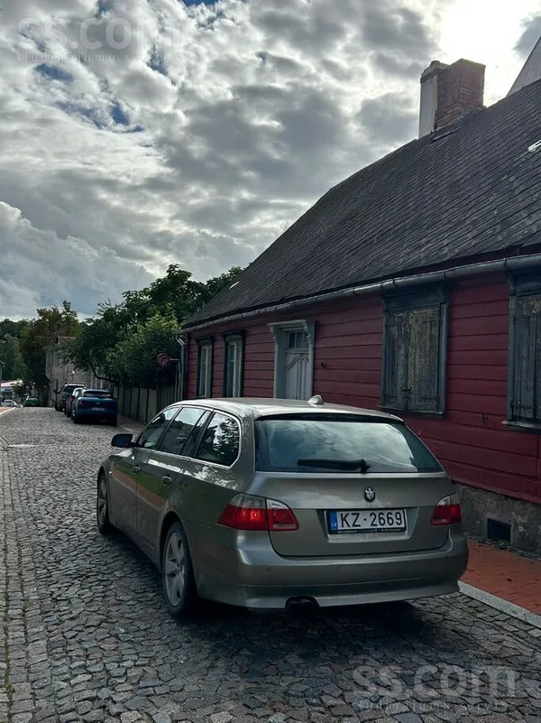 Pārdod labu bmw xdrive (4x4). Ir krusas bojājumi. Motors bijis kapitāli remo