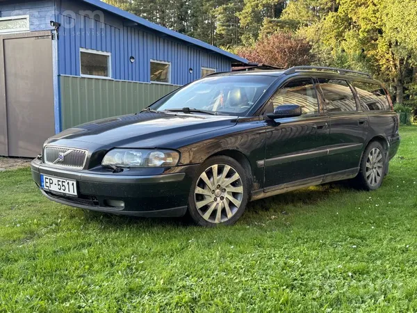 Volvo V70 - 1