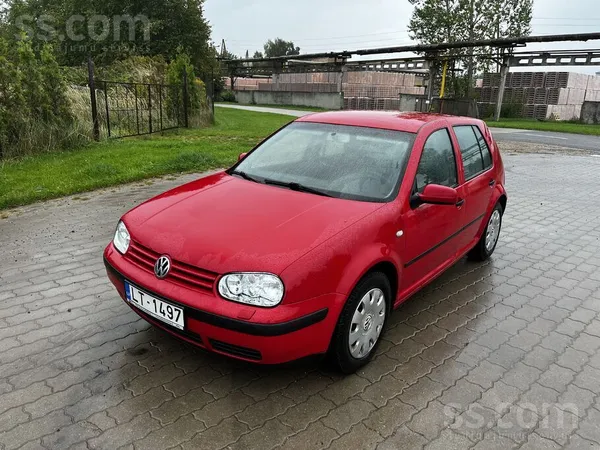 Pārdodas dzīvs VW Golf
Šodien izieta jauna tehniskā apskate uz gadu. 
Jaun