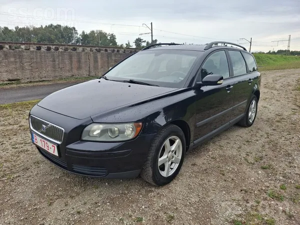 Volvo V50 - 1