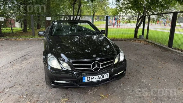 Mercedes E250 - 1
