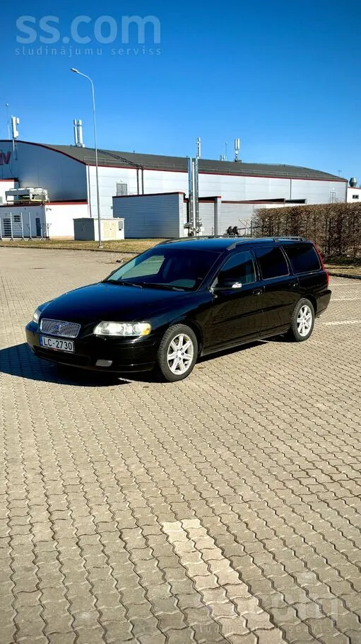 Volvo Ietilpīgs, ekonomisks un uzticams Volvo V70, 2007.