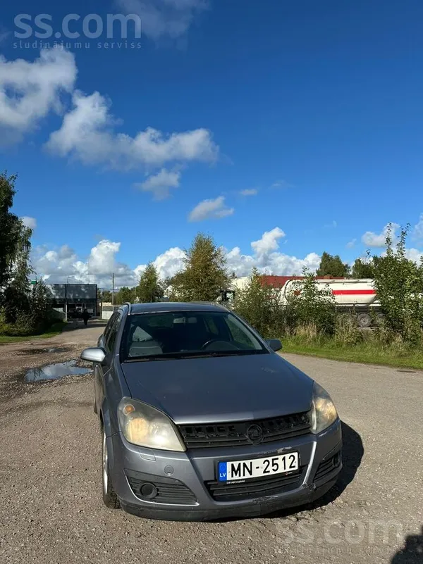 Opel Astra - 1