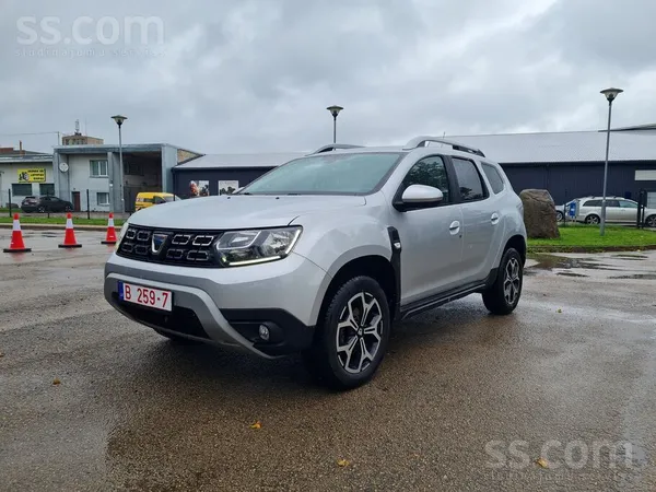 Dacia Duster 2018, 1.2 benzīns, Manuāls, Universāls, Sudrabs — Latvijā