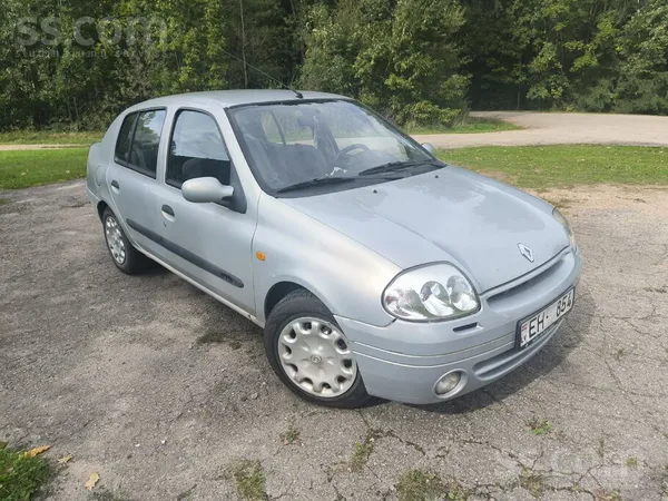 Renault Clio - 1