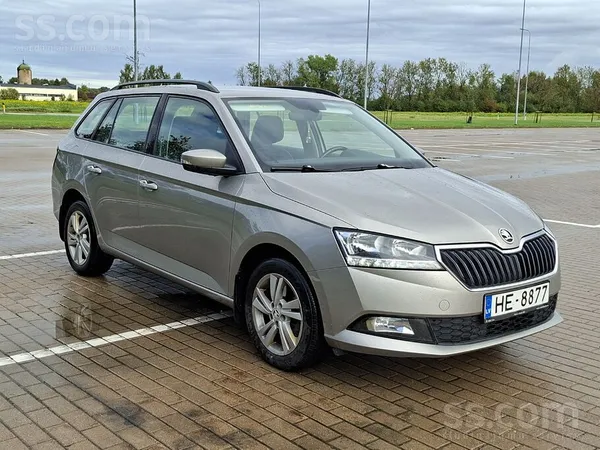 Skoda Skoda Fabia 1.0 benzins 110 zs. 