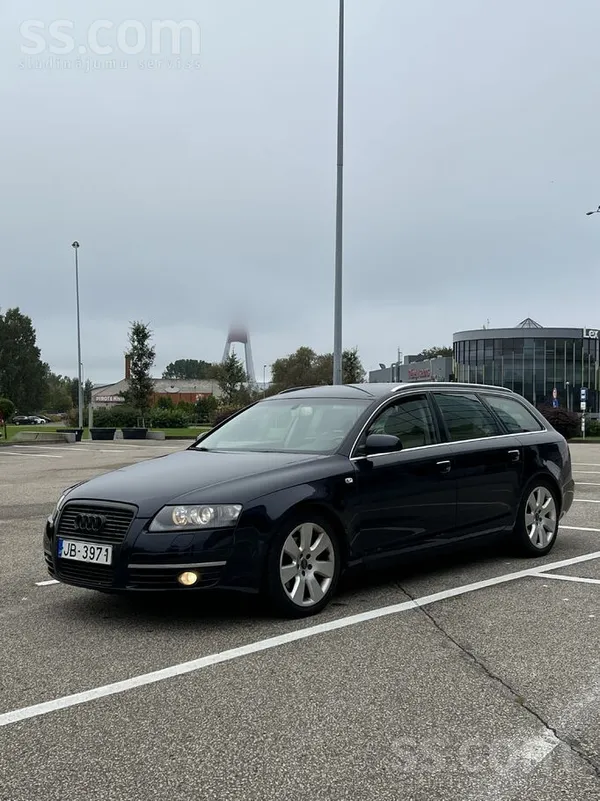 Audi A6 - 1