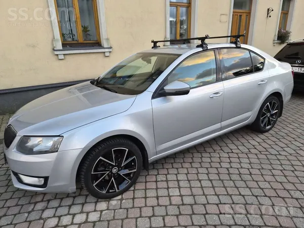 Pārdodu ekonomisku un praktisku Škoda Octavia. Auto ikdienā lietots un regul