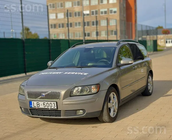 Volvo Volvo v50, 2007. gads, 1.6 D. Automašīna ir ideāla