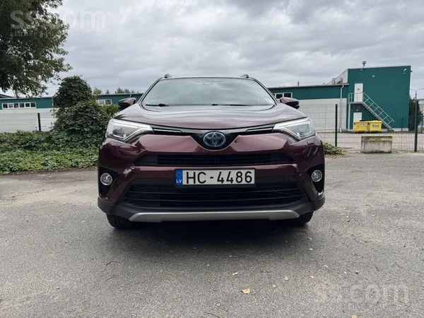 Toyota Rav4 2.5 Hybrid, 2017. gads

Pārdodu koptu un uzticamu Toyota Rav4